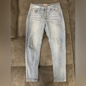 JUSTUSA light wash blue stretchy jeans